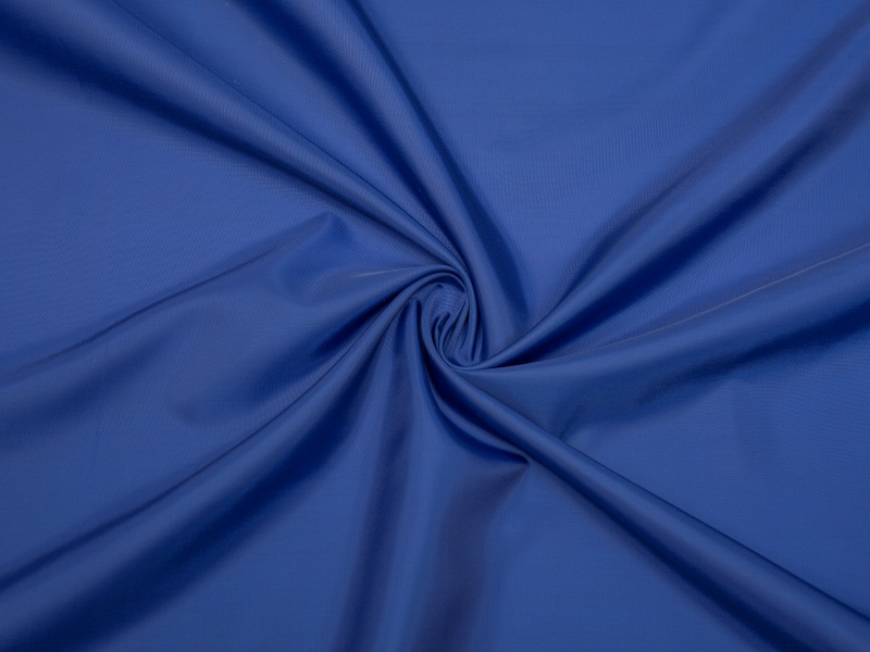 Polyesteri venyvä limakangas