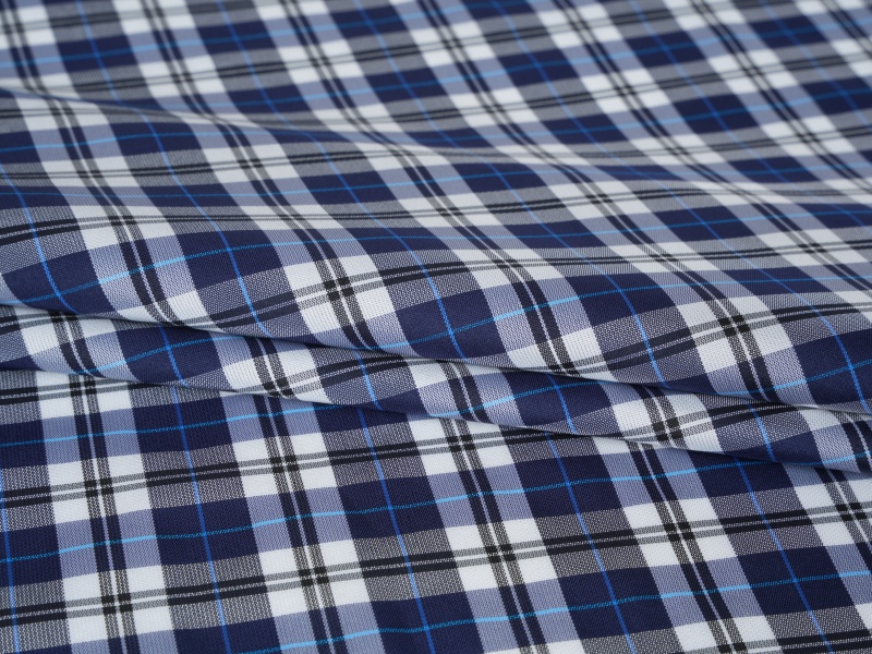 Polyesterin viskoosilankavärinen holkkivuori kangas