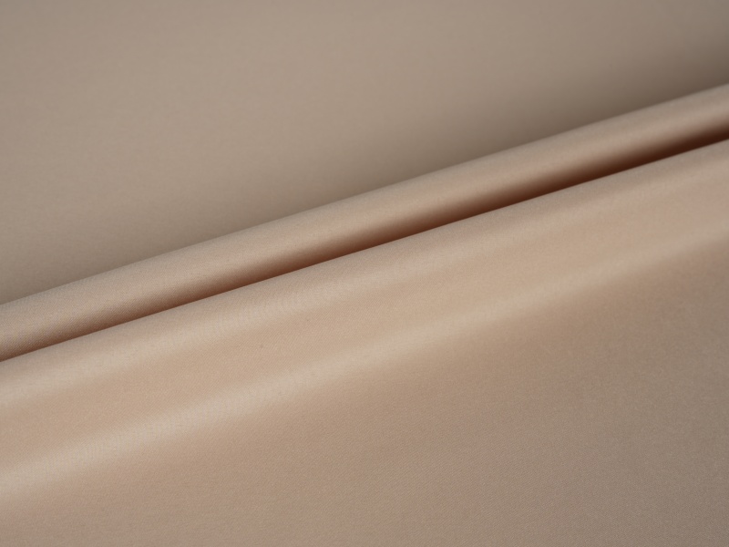 Polyesteri venyvä limakangas