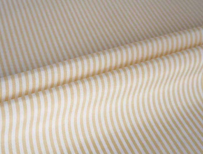 Kestävän ja kauniin langan värjätyn hihan vuorauskankaan levitys huippuluokan mekossa