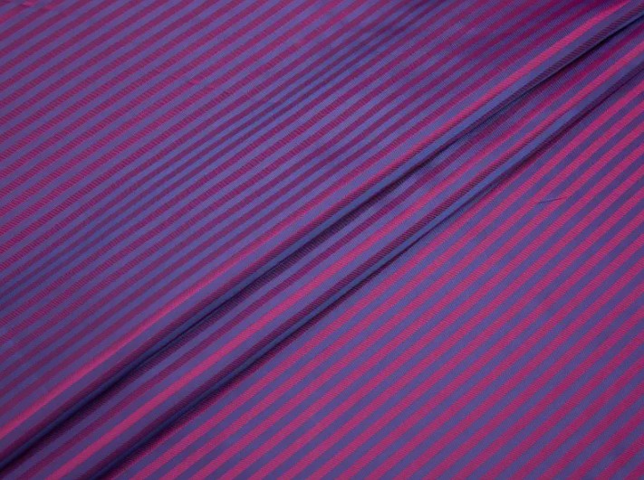 Polyesterin viskoosivuori kangas: mukava, kestävä, ympäristöystävällinen ja muodikas